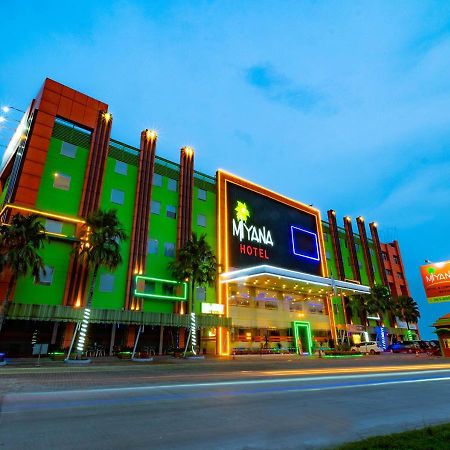Miyanna Hotel Medan Kültér fotó