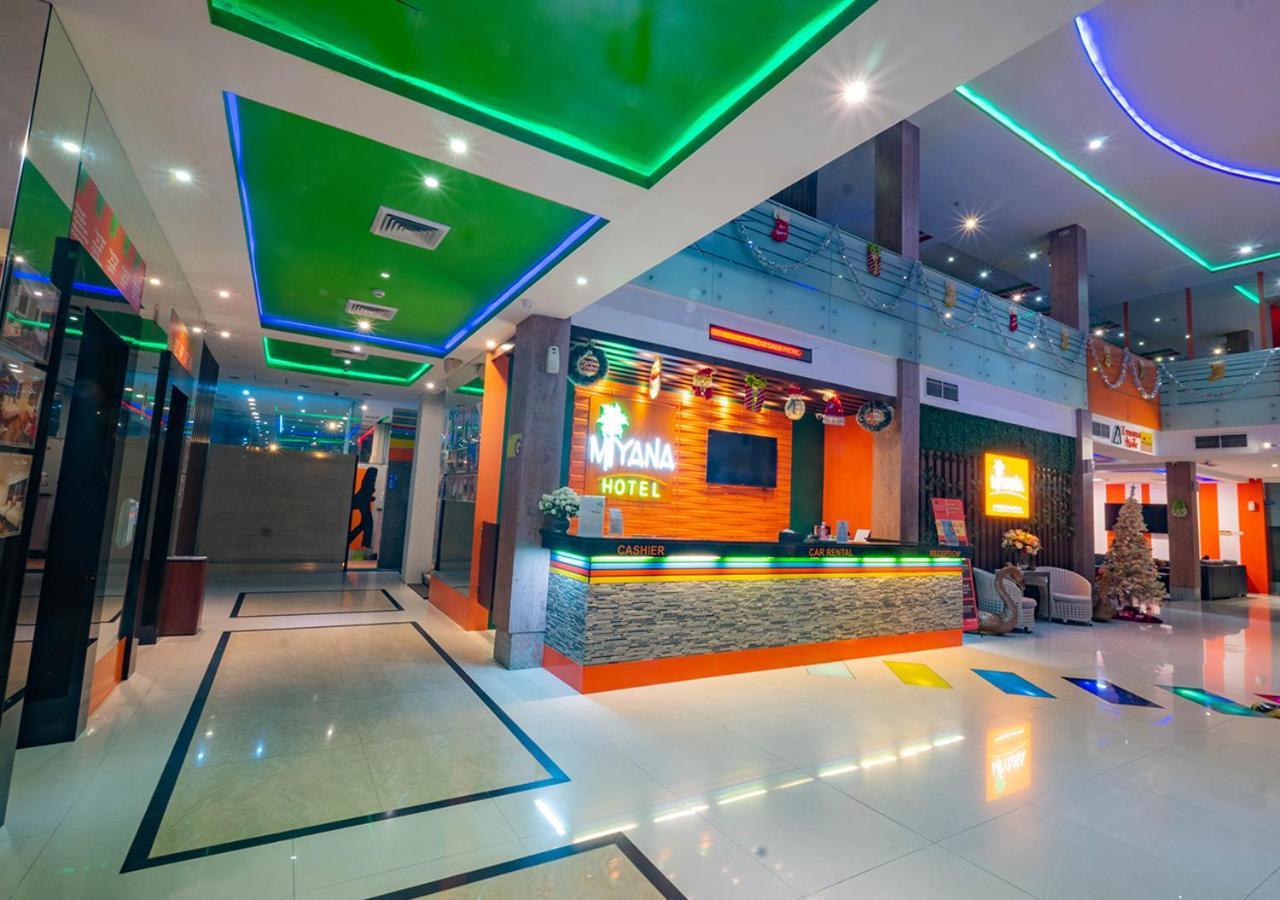 Miyanna Hotel Medan Kültér fotó