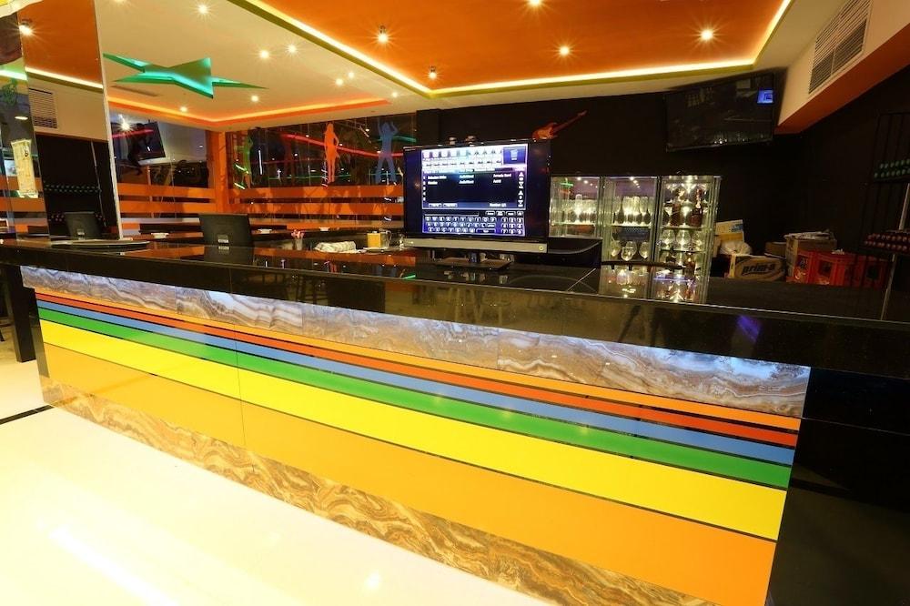 Miyanna Hotel Medan Kültér fotó