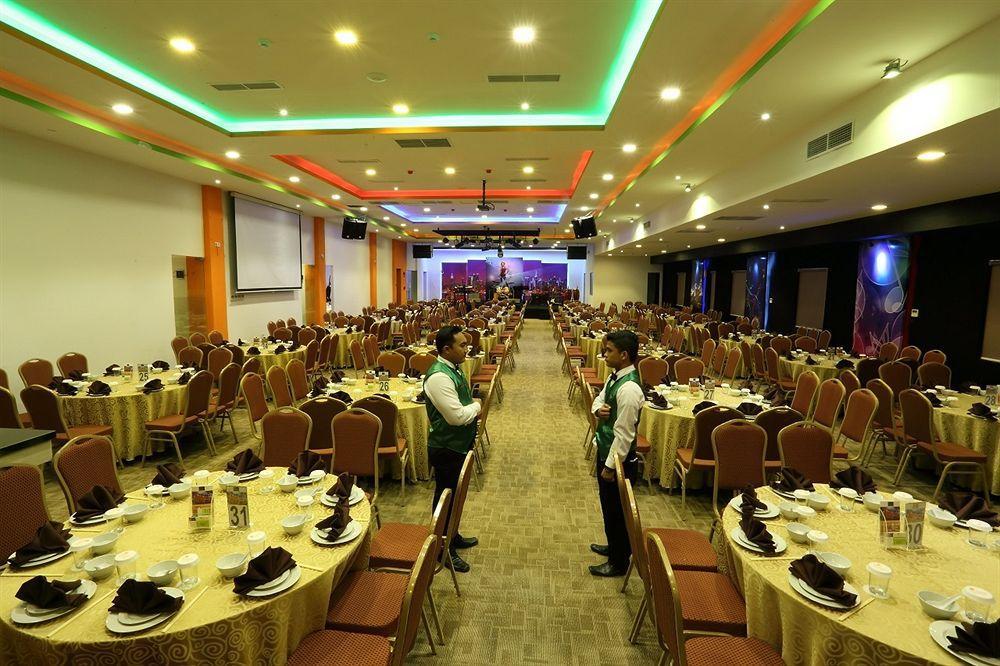 Miyanna Hotel Medan Kültér fotó