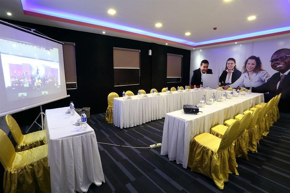 Miyanna Hotel Medan Kültér fotó
