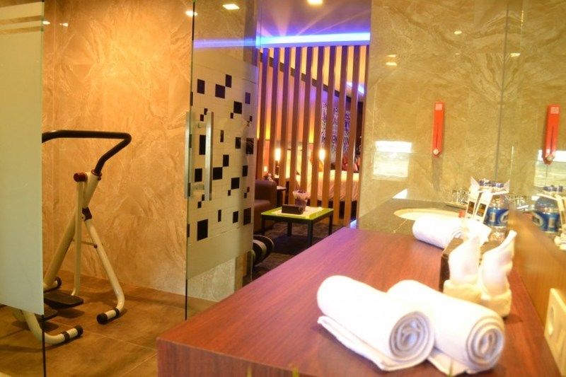 Miyanna Hotel Medan Kültér fotó