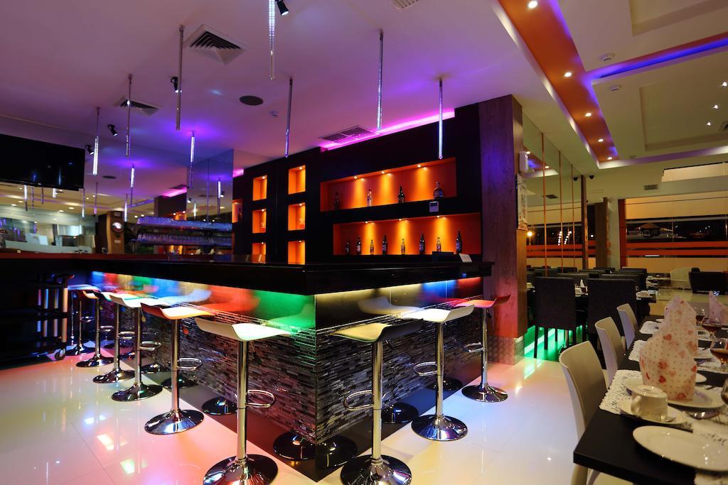 Miyanna Hotel Medan Kültér fotó